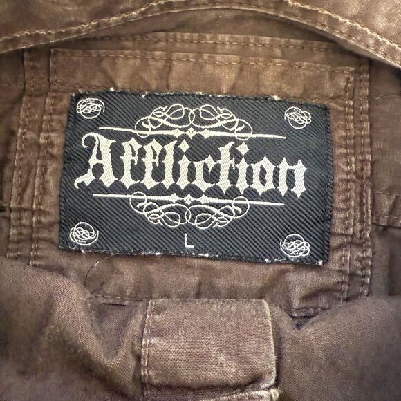 Affliction Mens Brown Long Sleeve Button-Up Shirt Cross Graphics Size Large - Picture 3 of 7
